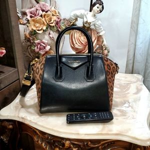 SOLD/Givenchy SMALL Antigona